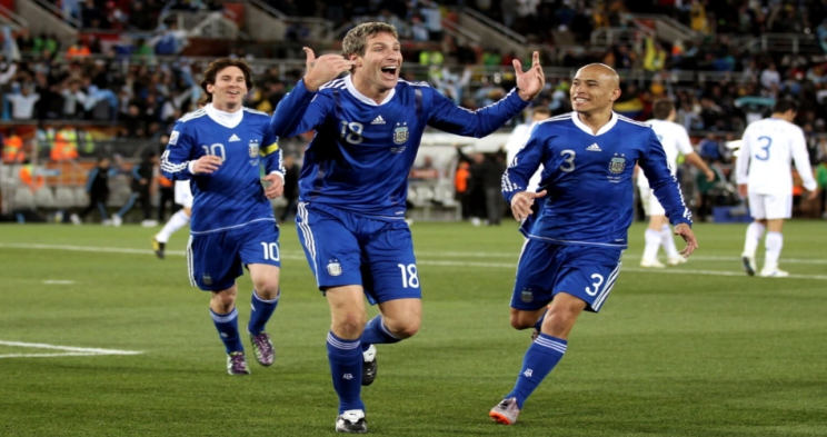 埃什vs阿米卡莱斯泰塞尔直播_免费埃什vs阿米卡莱斯泰塞尔直播无插件_埃什vs阿米卡莱斯泰塞尔直播频道-24直播